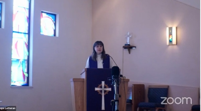 About Pastor Sara Schultz